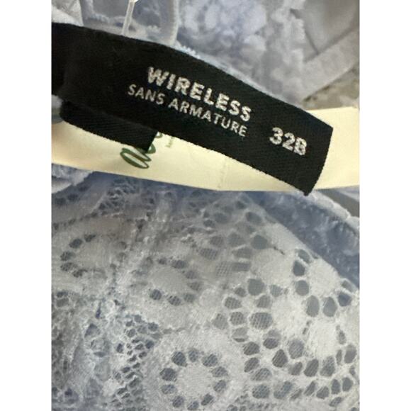Brand New aerie Women's Size 32B Wireless Light Blue Laced Bra - Picture 3 of 9